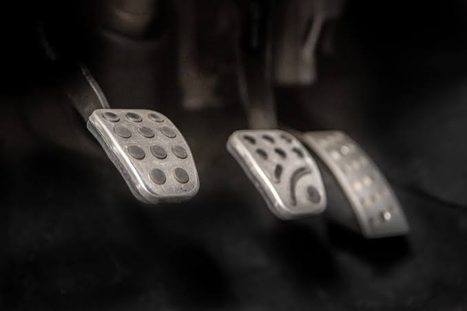 brake_pedal_hard_when_car_is_off